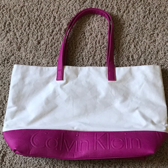 Calvin Klein tote - Picture 2 of 6